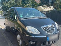 Schwarz Gebraucht 2008 Lancia Musa Van / Kleinbus | 1.300 € (Superpreis)