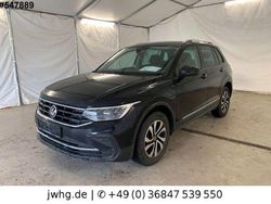 Schwarz Gebraucht 2022 VW Tiguan Active SUV | 18.990 € (Fairer Preis)