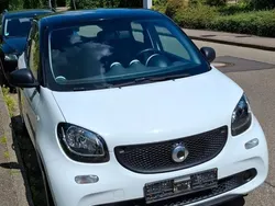 Weiß Gebraucht 2015 Smart ForFour Limousine | 9.000 € (Teuer)