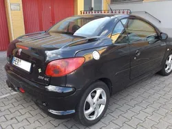 Schwarz Gebraucht 2006 Peugeot 206 CC Cabrio | 2.650 € (Fairer Preis)