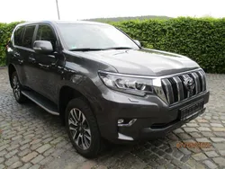 Grau Gebraucht 2024 Toyota Land Cruiser Executive SUV | 63.990 € (Superpreis)