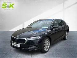 Schwarz Gebraucht 2023 Skoda Octavia Style Kombi | 30.979 € (Guter Preis)