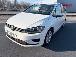 Weiß Gebraucht 2017 VW Golf Sportsvan Comfortline Van / Kleinbus | 11.000 € (Guter Preis)