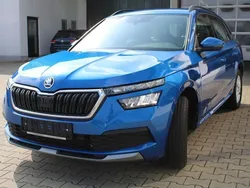 Blau Gebraucht 2023 Skoda Kamiq SUV | 20.490 € (Fairer Preis)