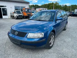 Blau Gebraucht 2000 VW Passat Kombi | 600 € (Guter Preis)