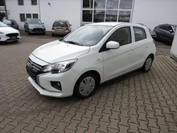 Weiß Gebraucht 2023 Mitsubishi Space Star Select Limousine | 11.790 € (Etwas zu teuer)