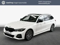 Alpinweiß Gebraucht 2021 BMW 330 M Sport Kombi | 32.390 € (Guter Preis)