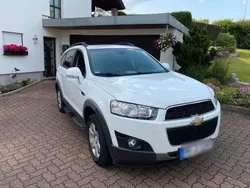 Weiß Gebraucht 2012 Chevrolet Captiva SUV | 7.800 € (Fairer Preis)