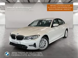 Weiß Gebraucht 2020 BMW 320 Shadowline Limousine | 28.590 € (Guter Preis)