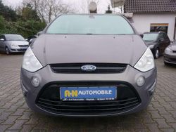 Brisbane braun (met.) Gebraucht 2013 Ford S-MAX Champions Edition Van / Kleinbus | 8.499 € (Fairer Preis)