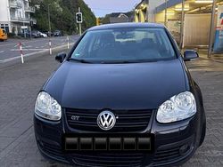 Schwarz Gebraucht 2006 VW Golf V Comfortline Kleinwagen | 3.700 € (Fairer Preis)