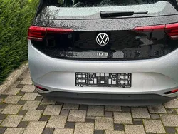 Grau Gebraucht 2023 VW ID.3 Pro Kleinwagen | 27.000 € (Superpreis)