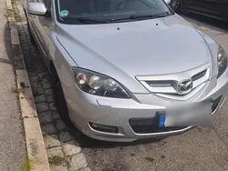 Silber Gebraucht 2009 Mazda 3 Kleinwagen | 2.000 €