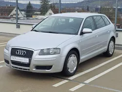 Lichtsilber metallic Gebraucht 2006 Audi A3 Sportback Attraction Limousine | 6.999 € (Teuer)