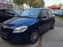 Blau Gebraucht 2009 Skoda Fabia Classic Kleinwagen | 2.499 € (Fairer Preis)