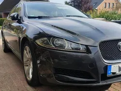 Grau Gebraucht 2012 Jaguar XF Limousine | 6.200 € (Fairer Preis)