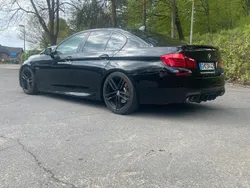 Schwarz Gebraucht 2011 BMW 525 M Sport Limousine | 9.999 € (Fairer Preis)