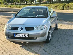 Grau Gebraucht 2004 Renault Mégane Cabriolet Authentique Cabrio | 2.499 € (Fairer Preis)
