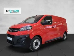 Rot Gebraucht 2023 Opel Vivaro-e Combi Van | 37.880 € (Teuer)