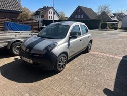 Silber Gebraucht 2003 Nissan Micra Kleinwagen | 1.590 €