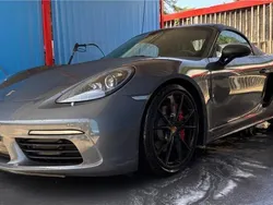 Grau Gebraucht 2017 Porsche 718 Boxster Cabrio | 55.999 €