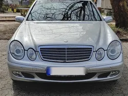 Silber Gebraucht 2004 Mercedes E200 Limousine | 5.300 € (Fairer Preis)