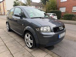 Grau Gebraucht 2001 Audi A2 S-Line Kleinwagen | 8.999 €
