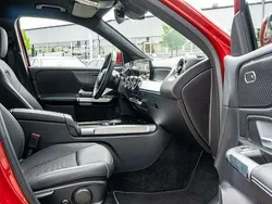 Rot / manufaktur patagonienrot Gebraucht 2024 Mercedes GLB200 Advanced SUV | 41.776 € (Guter Preis)
