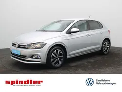Reflexsilber metallic Gebraucht 2021 VW Polo Highline Limousine | 18.480 € (Fairer Preis)
