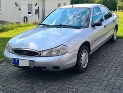 Silber Gebraucht 1997 Ford Mondeo Limousine | 1.450 €