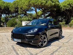 Schwarz Gebraucht 2013 Porsche Cayenne Turbo SUV | 30.950 €