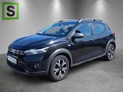 Schwarz Gebraucht 2023 Dacia Sandero Expression Kleinwagen | 16.290 € (Fairer Preis)