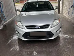 Silber Gebraucht 2011 Ford Mondeo Ambiente Kombi | 4.000 € (Fairer Preis)