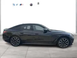 Metallic Gebraucht 2022 BMW i4 M Sport Limousine | 42.790 € (Etwas zu teuer)