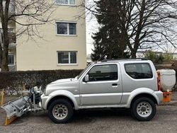 Silber Gebraucht 2013 Suzuki Jimny Comfort SUV | 25.750 €