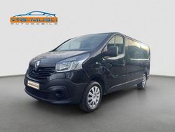Mystik schwarz matellic Gebraucht 2015 Renault Trafic Van / Kleinbus | 14.988 €