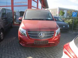 Rot Gebraucht 2021 Mercedes Vito Van / Kleinbus | 44.499 €