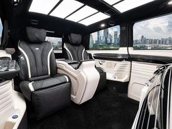 Schwarz Neu 2025 Mercedes V300 Luxury Van / Kleinbus | 386.750 €