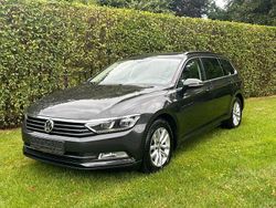 Grau Gebraucht 2017 VW Passat Kombi | 12.999 € (Fairer Preis)