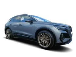 Grau Gebraucht 2022 Audi Q4 e-tron Edition .1 SUV | 52.549 €