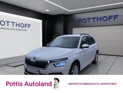 Weiss Gebraucht 2021 Skoda Kamiq Ambition SUV | 19.977 € (Etwas zu teuer)