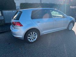 Silber Gebraucht 2015 VW Golf LOUNGE Limousine | 9.444 € (Fairer Preis)