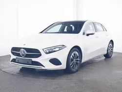 Weiß Gebraucht 2024 Mercedes A200 Progressive Kleinwagen | 31.990 € (Etwas zu teuer)