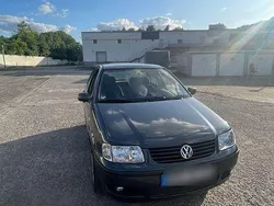 Schwarz Gebraucht 2001 VW Polo Kleinwagen | 750 € (Guter Preis)