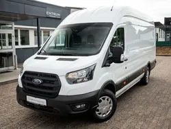 Weiß Gebraucht 2024 Ford Transit Trend Van / Kleinbus | 28.499 € (Superpreis)