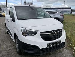 Jade weiß Gebraucht 2021 Opel Combo Edition Van / Kleinbus | 14.280 € (Fairer Preis)