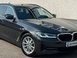 Grau Gebraucht 2021 BMW 520 Kombi | 23.900 € (Guter Preis)