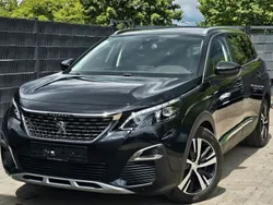 Schwarz Gebraucht 2019 Peugeot 5008 Allure Van / Kleinbus | 17.990 € (Guter Preis)