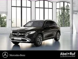 Lack obsidianschwarz (metallic) Gebraucht 2024 Mercedes GLC200 Avantgarde SUV | 47.499 € (Guter Preis)