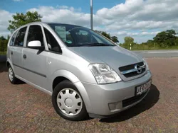 Silber Gebraucht 2004 Opel Meriva Enjoy Van / Kleinbus | 699 € (Superpreis)